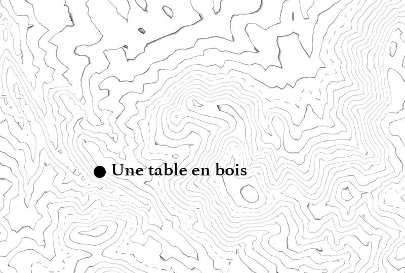une table en bois